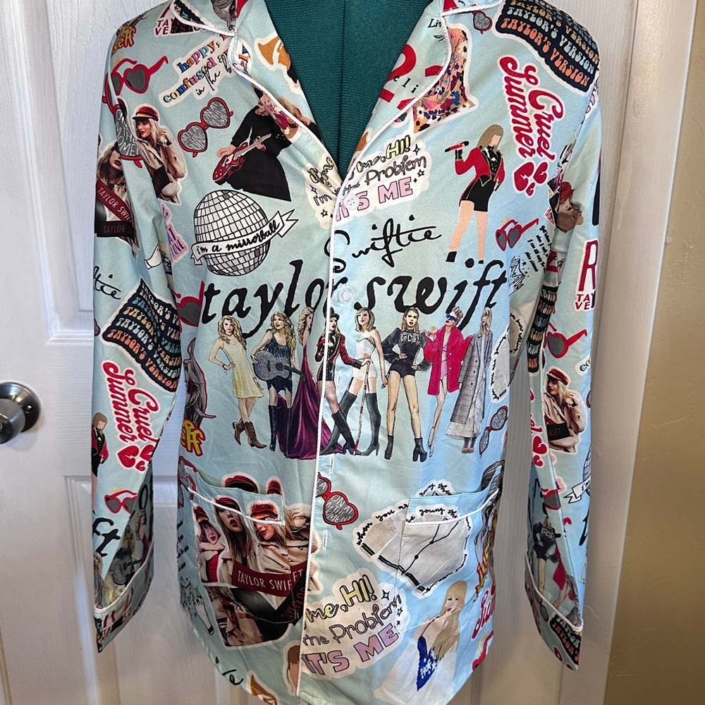 Taylor Swift Women's pajamas